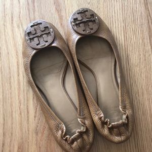 Tory Burch reva flats in tan